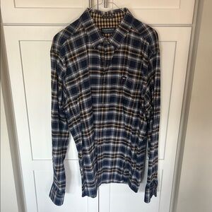 Stylish Plaid Button-Down Shirt for Men